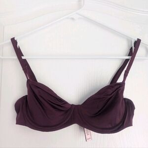 Victoria's Secret Dream Angels Pushup Without Padding Underwrite Bra Red 34B